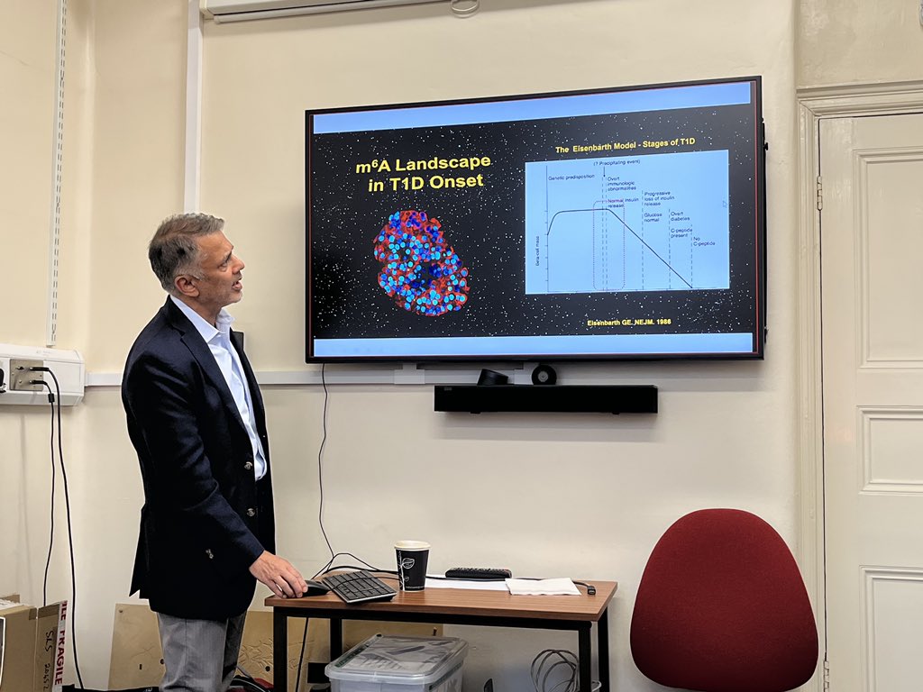 DRG_Kings's tweet photo. Excellent talk today by Dr. Kulkarni @JoslinDiabetes on the significance of mRNA modifications in metabolism. Thank you also for spending additional hour speaking to our PhD students and post docs about research and career 🥇@DRG_Kings #SeminarSeries @kingscardio @KingsCollegeLon https://t.co/kdcHNrdEIs