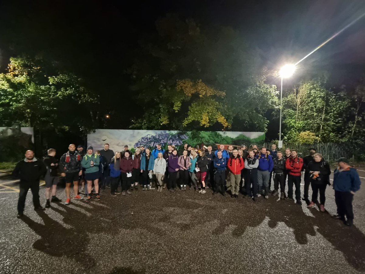 al_wragg's tweet photo. What a day yesterday with my blue line family 💪🏼 absolutely done in … but we are currently over £3k in donations for Christie’s! All in aid of the amazing man that is Insp AG💙 we showed fight.. like you are..and how you do everyday! Come on boss you’ve got this!! #A2G https://t.co/dUdSa7yDZ6