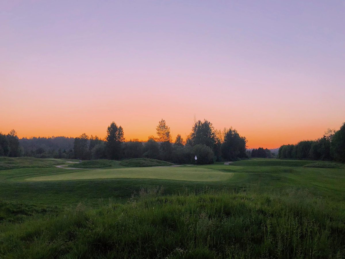 Fall golf is looking better everyday! Are you out playing? We hope so!