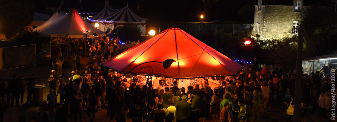 Pokoù bras ! Aux #tropheestourisme22 la culture bretonne et le Centre-Bretagne à l’honneur. LA FISELERIE organisatrice du Festival Fisel 👉 Prix spécial du Jury 2022 #Rostrenen