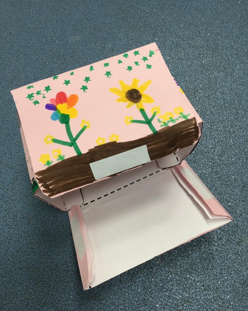 LutonOakwood's tweet photo. The Year 3 children designed and created packaging in Design &amp; Technology! Very crafty🎁🧃📦

#art #english #literacy #primaryschool #primaryschoolteacher #primaryteaching #primaryeducation #designandtechnology https://t.co/e9qj3MWblt