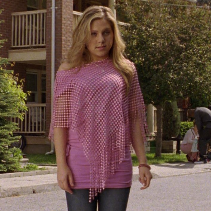 degrassi fashion (@degrassifits) on Twitter photo 