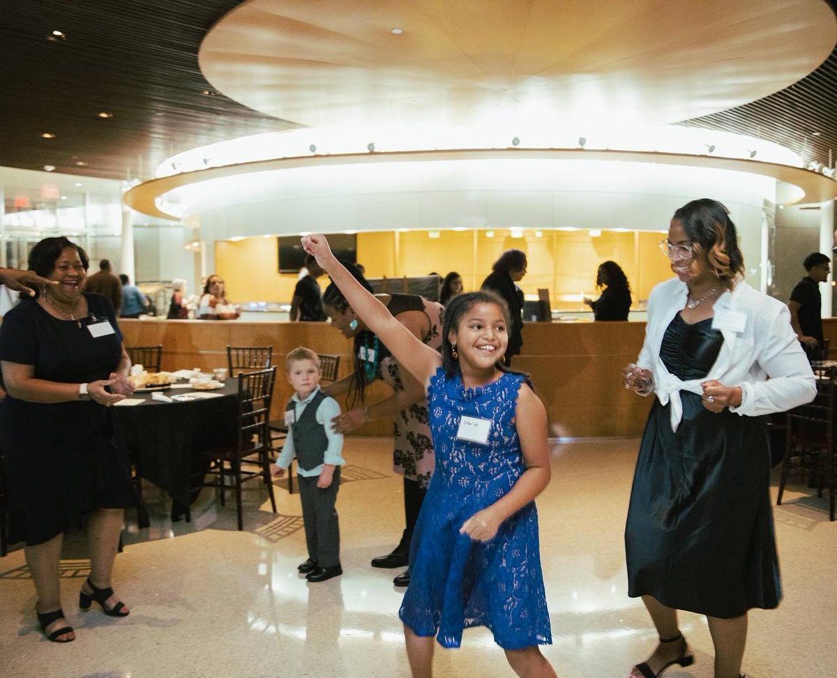 thickdescript's tweet photo. It was our first time having kids at the soirée, and we can say it was a success! Can’t wait to see our small friends next year again #thickdescriptions #soiree2022 #hopeforeducation #oklahoma
⠀
Photo credits: Emmy Verdin Crowe https://t.co/WLH9nfqVEe