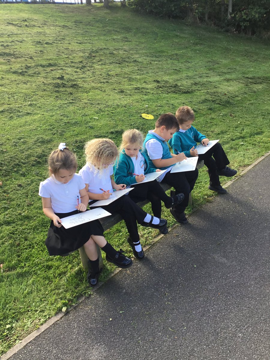amyparsons123's tweet photo. Year 1 enjoyed a walk around the school grounds to sort human 🧱 and physical features 🌍 in #geography @siobhanbradsMCA @SamClappMCA @EllieHernMCA @BeckieMooreMCA https://t.co/KepIhOX0W0