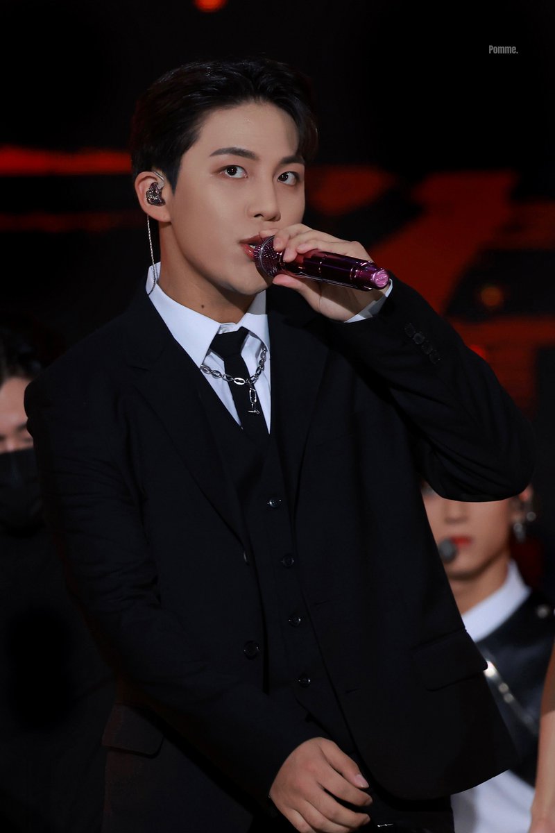 우리 쫑 항상 행복하자!!!

#에이티니의_자랑_종호 
#HAPPYJONGHODAY 

#에이티즈 #ATEEZ #종호 #JONGHO <a href="/ATEEZofficial/">ATEEZ(에이티즈)</a>