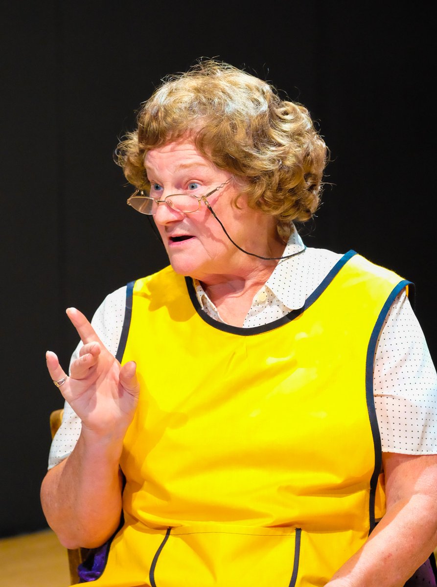 WGRSoc's tweet photo. A Lady of Letters - The Alan Bennett play is on all this week at the Green Room #Theatre, #Wilmslow. "Greatly enjoyed tonight, and looking forward to future shows." https://t.co/cz94O3gcLK https://t.co/DzEGLCHj9P