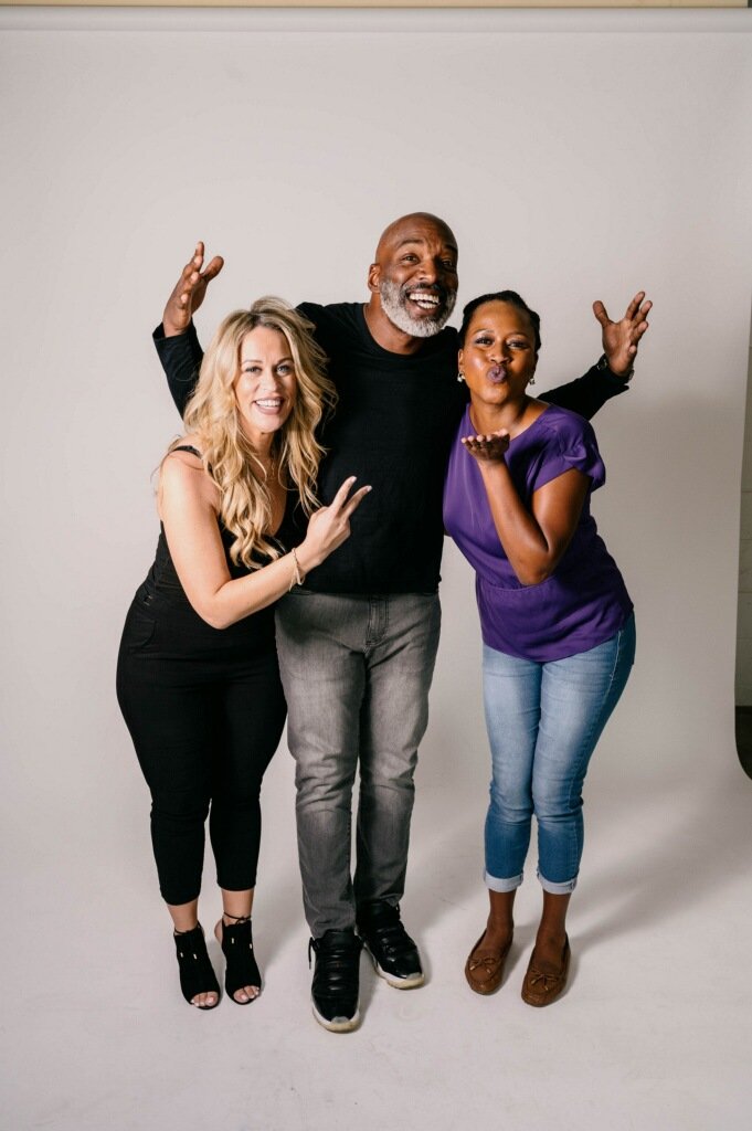 TabnieDozier's tweet photo. Tabnie Dozier Enterprises is already making moves!! I've been hired as Media Specialist &amp; Storyteller for @raymontharris 🥳🥳 The retired NFL Player left the corporate space TWO weeks after I did and has started his own company. 
#Entrepreneurship #PURPOSE #blackexcellence https://t.co/thPI8h8U5X