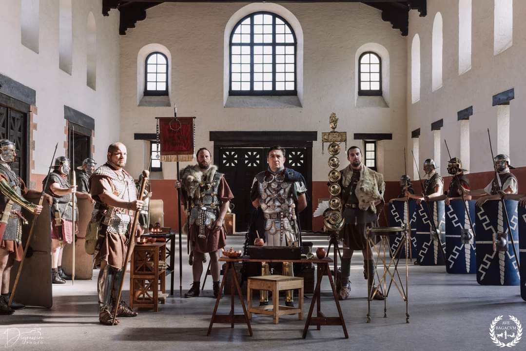 ... Et c'est donc terminé ce weekend et nous avons hâte de voir le résultat final (Ce sera sur France 5).

Merci à Monalisa prod de nous avoir fait confiance mais aussi aux Primigeniens qui ce sont bien donnés.

Bye!

Photo <a href="/LNbzzz/">Hélène Caraux - Digression Photo</a>