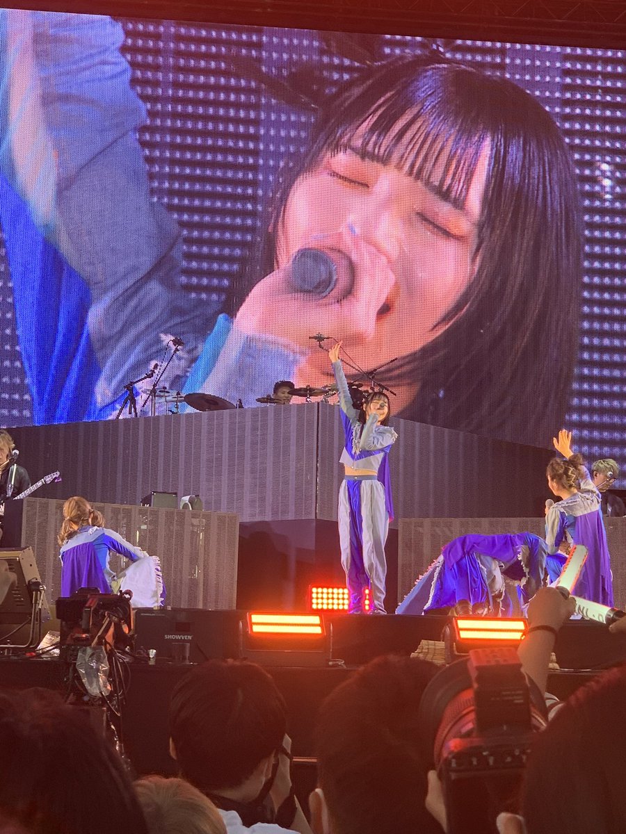 BiSH31501012's tweet photo. アユニちゃん誕生日おめでとう！！🎉🎉
チェキ撮れたことは一生の思い出です！😆
毎日見て元気とパワー💪🏼貰ってます！
車が水没して励ましてってお願いした時に励ましてくれたので頑張って生きてます！😊
お体に気をつけてお仕事がんばってください！
#アユニ爆誕2022
#アユニ・D https://t.co/p2GyZTro0z