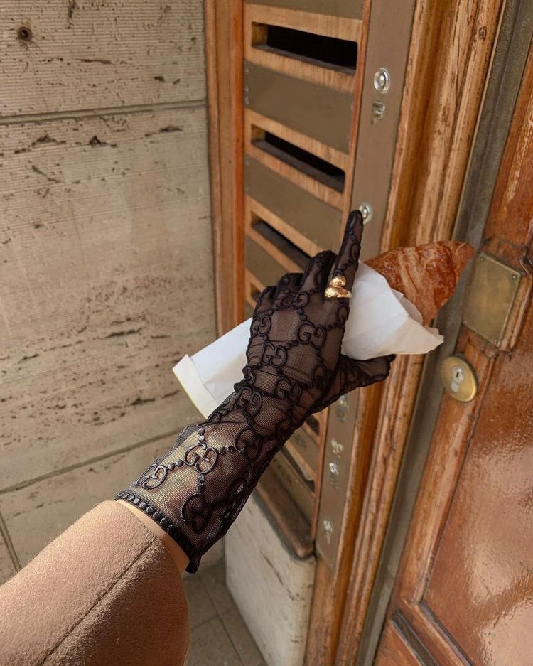 𝐕 on X: gucci lace gloves  / X