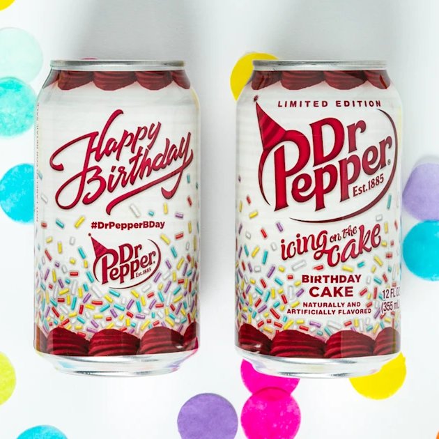 SodaSeekers's tweet photo. To celebrate one year of @SodaSeekers, here's our personal most-coveted soda!
Dr Pepper Icing on the Cake was sent to the media and select #PepperPack applicants to celebrate their #DrPepperBDay. We're super jealous.
π
: Birthday Cake @drpepper
π
: 5/2021
π₯€: 12oz Can 6-Packs https://t.co/SwxpbcXFLH