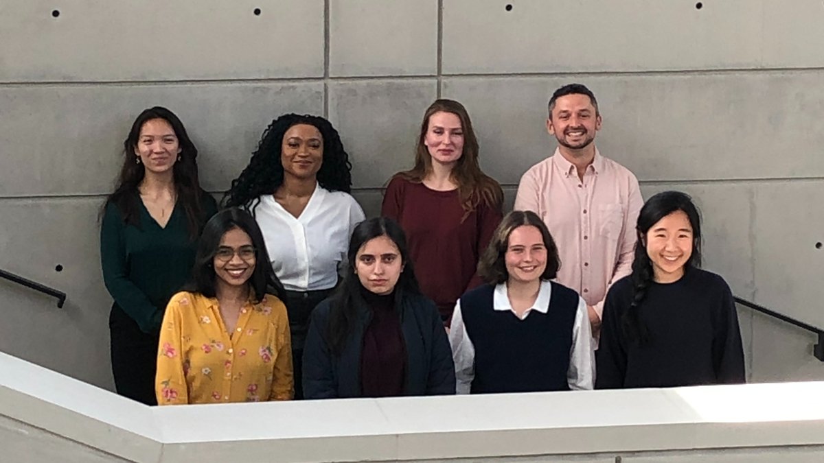 Giving a very big #WelcometoOxford to our 2022 cohort of M/DPhil students! They are working on very important topics and bringing lots of great energy to @OxfordLawFac! #GoingtoOxford