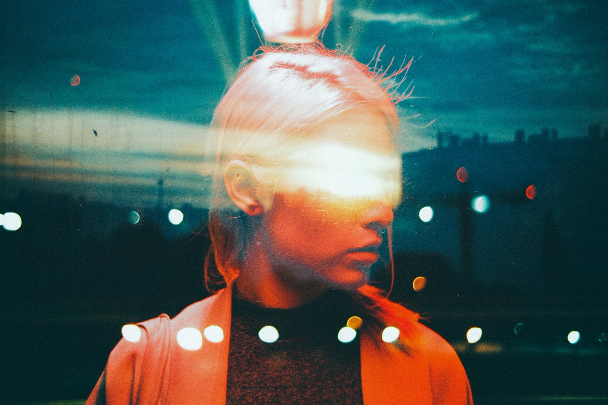 It's #PortfolioDay again, I'm Louis Dazy a surreal photographer who channels the mystique of the night into striking visual compositions that bring together portraiture, cityscapes, and lightwork in total harmony.