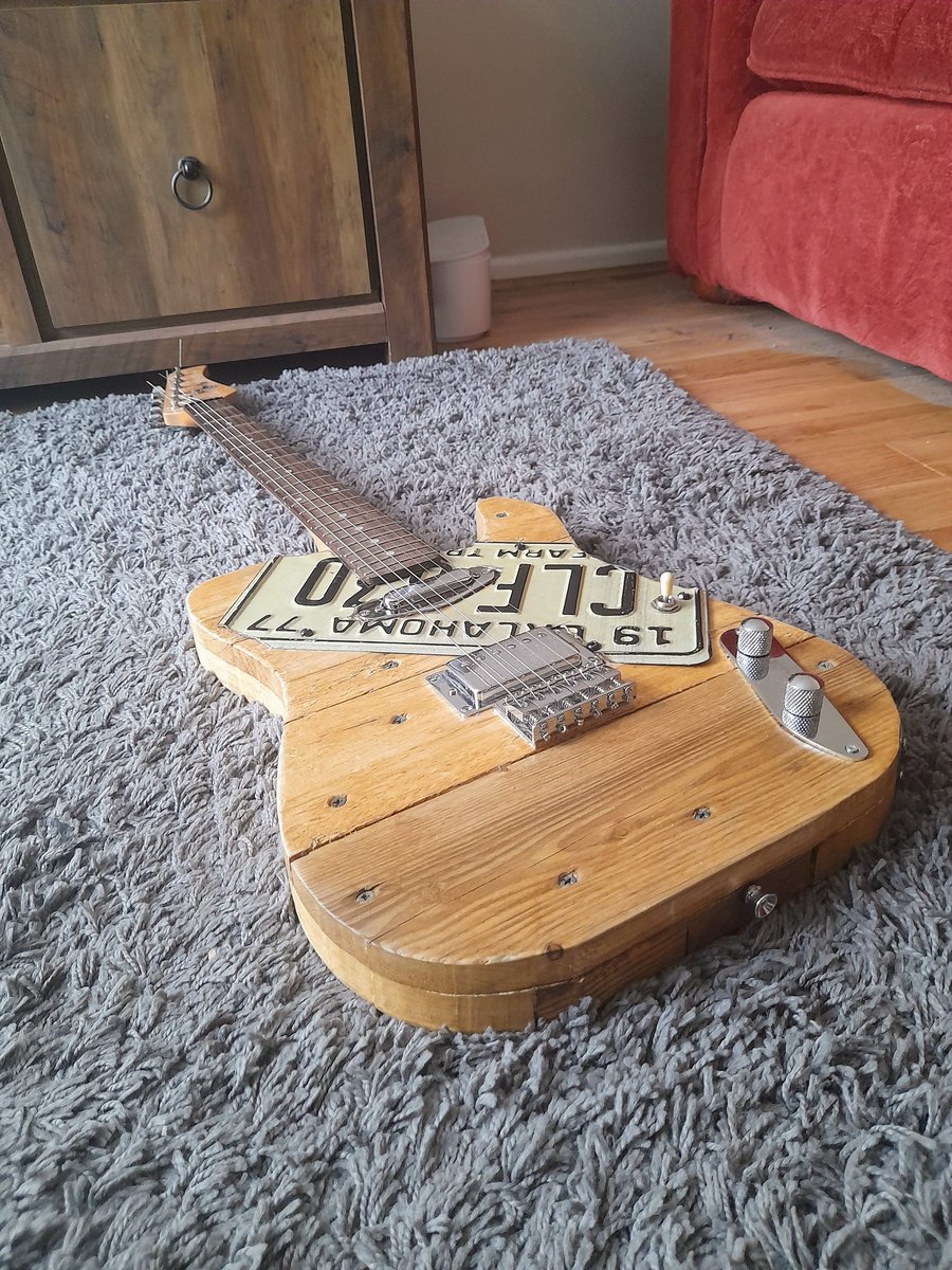 johnsaunders68's tweet photo. Three of my Tele style Pallet-casters. Did someone say Teletuesday??  #johnsguitarprojects #palletguitar #palletcaster #homemadeguitar #licenseplateguitar #teletuesday https://t.co/dggWS5W6sK