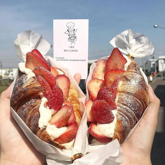 Strawberry croissants
