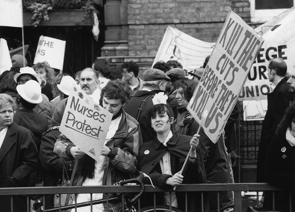 MattTacey's tweet photo. Thérèse Coffey - Health Secretary says nurses will not get a higher pay offer in an interview this morning. Nurses are not a priority for our health secretary.
Join a union. VOTE TO STRIKE. 🗳
Let's make it a priority if she refuses to listen.
#EnoughlsEnough #NursesStrike https://t.co/YDmasxUFYN