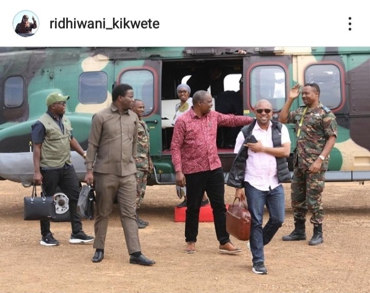 godbless_lema's tweet photo. Hii sio sawa kutumia raslimali za JWTZ kwa shughuli za Wizara au Bunge.Tabia hii imeanza kukomaa. Nimazaoea mabaya.Guys don't treat the Country like your girl friend birthday party. https://t.co/k6QxDtUDkZ