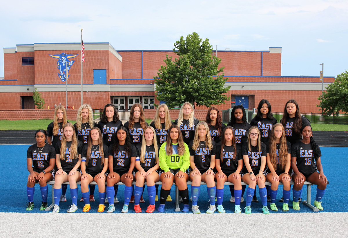 LadyWEHSSoccer's tweet photo. The Region run continues tonight! Your Lady Raiders will take on Greenwood for a Region final berth. Kickoff is at 5:30 PM at The Swamp (Greenwood’s soccer field)! 💛💙⚽️
🎟️: https://t.co/MhIeyrIdZZ https://t.co/VSqQoaTxgt