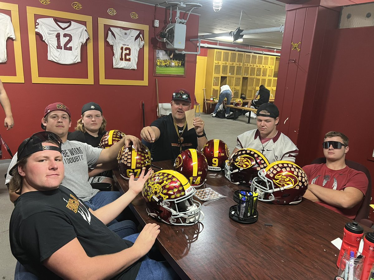 THESE DUDES ARE SELFLESS. 
No names in the paper, touchdowns, but they get PANCAKE STICKERS AND A HOG TRAILER!!
WE LOVE OUR OL!! <a href="/greg10611/">greg1061</a>