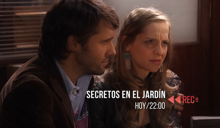 Hoy en #SecretosEnElJardín dos hombres atacaron a Javier y a su novia Raquel 😭, dando nuevas pistas de los "psicópatas de Viña" ¡Son dos, uno más alto que otro y huelen a whisky 😱!

No te pierdas el gran estreno, a las 22 hrs, por REC ✨☺📺

facebook.com/watch/?v=77981…