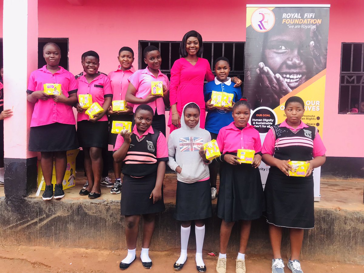EmiliaBucha's tweet photo. In prelude to #InternationalDayOfTheGirlChild at Macmillan Bilingual Academy.Handing out sanitary pads to active girls and boys who were glad to hear more about this day &amp; #Girlsrights .Including  the right to menstruation not been a myth @Unicefcameroon @UNFPACameroon @UN_Women https://t.co/Ks5kGi6ifA