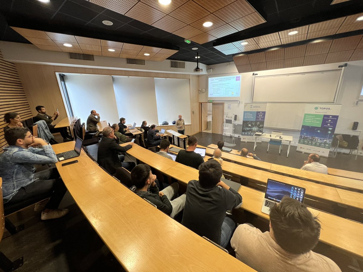 KedgeBS's tweet image. Aujourd'hui, conférence sur la logistique urbaine 🚛 organisée par @Topos_Mobility et @ClubComConnecte de @DigitAqui.

« Quelles innovations peuvent s'intégrer dans l'espace urbain ? » avec notre Centre of Excellence for Supply chain Innovation &amp;amp; Transport #CESIT 🔬.