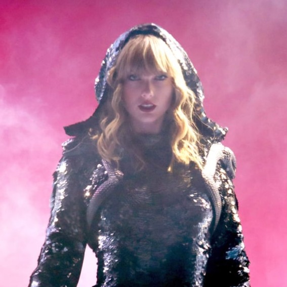 TheSwiftSociety's tweet photo. ‼️| @TaylorSwift13 2023 Stadium Tour is going on sale in November. HITSDD reports https://t.co/AzRIsDn2Z6