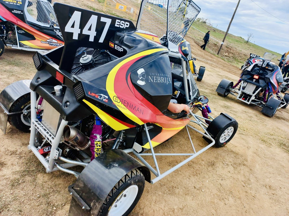 Tiempo de celebrar la espectacular tercera posición cosechada por Diego Martínez en la última prueba del FIA Cross Car Academy Trophy 2022. 🏁🥉

No se puede pedir más, como él mismo dijo al bajarse del LifeLive ¡Enhorabuena! 🎊

#Carcross #FIA #CrossCar #Trophy #Mollerussa