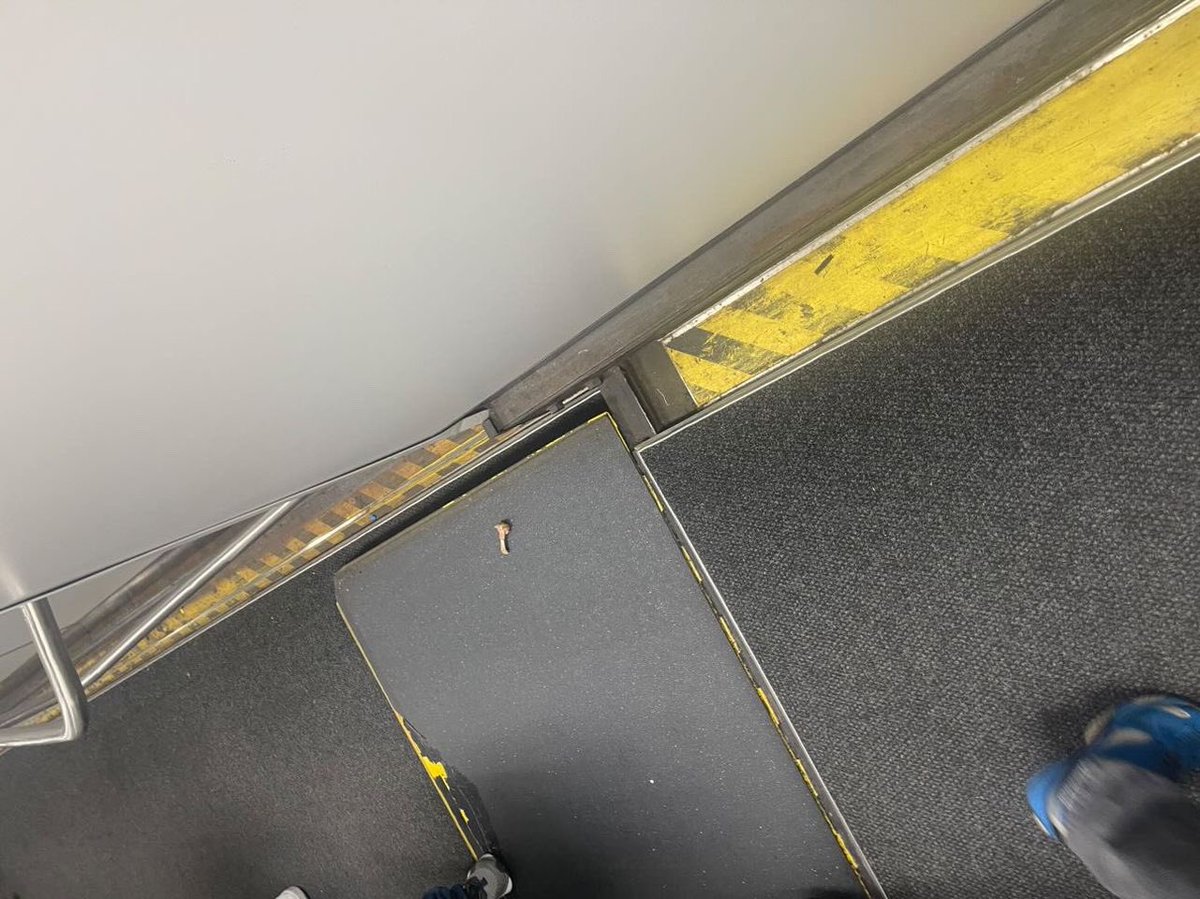 Seen getting off a plane at Hartsfield