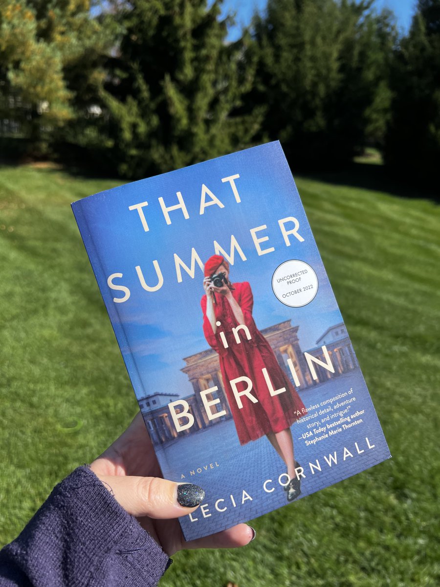 ElizaKnight's tweet photo. Happy release day, @Leciacornwall <3 https://t.co/tQKzgyK5AV
