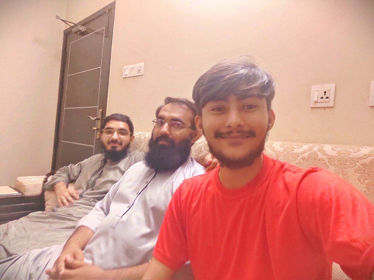 Hafizumarmaqso2's tweet photo. Today I meet with Shahzeb Ali brother and Hashaam Jabbar Bro π
Shahzeb Bhai is SEO Specialist and doing from 3 Years and that now working with me and looking part-time jobβ¨
Hasham Bhai doing MBBS π₯
Honorable Persons
#letsconnect #hishamsarwar @beinggurudotcom #lookingjob #seo https://t.co/L5sXYJ1ZrH