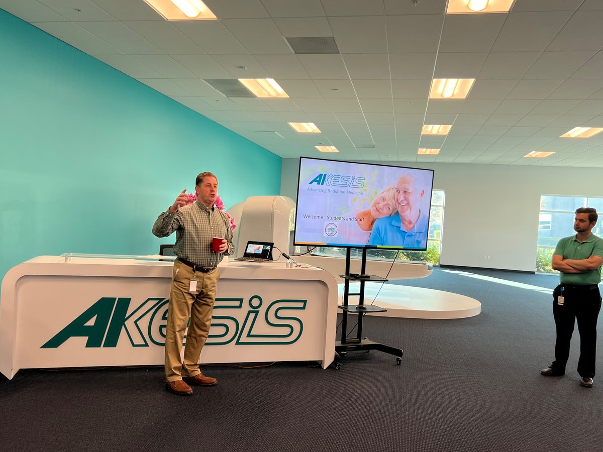 Pathways_MDUSD's tweet photo. Day 1 of @BayAreaMFG! First visit, @Akesis_Inc here in Concord! With @mtdiablohs and @CA_Concord! 
#CareerPathways #ManufacturingWeek #futureEngineers #FutureManufacturers https://t.co/PsL3WDrdkI