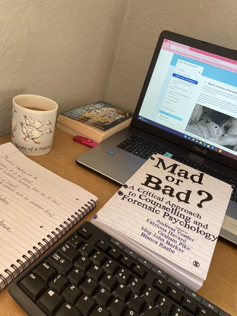 paintedglitter's tweet photo. Absolutely loving #DD310 so far. The content is so interesting &amp; it’s keeping my attention despite my attention span being worse than usuals atm. Currently signed off sick from work bc of my MH but studying is keeping me in a much needed routine 📚 @OpenUniversity @OUstudents https://t.co/vdt9RlRQvu