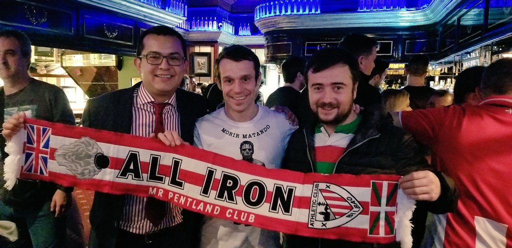 MrPentlandClub's tweet photo. ¡SORTEO 2 bufandas #ALLIRON!

@MrPentlandClub festeja el retorno a #SanMames para animar al @AthleticClub vs @Atleti

Participa:
Siguenos ✔, Retweet 🔃, Like ❤

Sorteo viernes 14 Oct!

Aupa #AthleticClub 🦁

@AthleticXtra @canteradelezama @OndaVascaKirol @HinchaB https://t.co/GJUthKHKTC