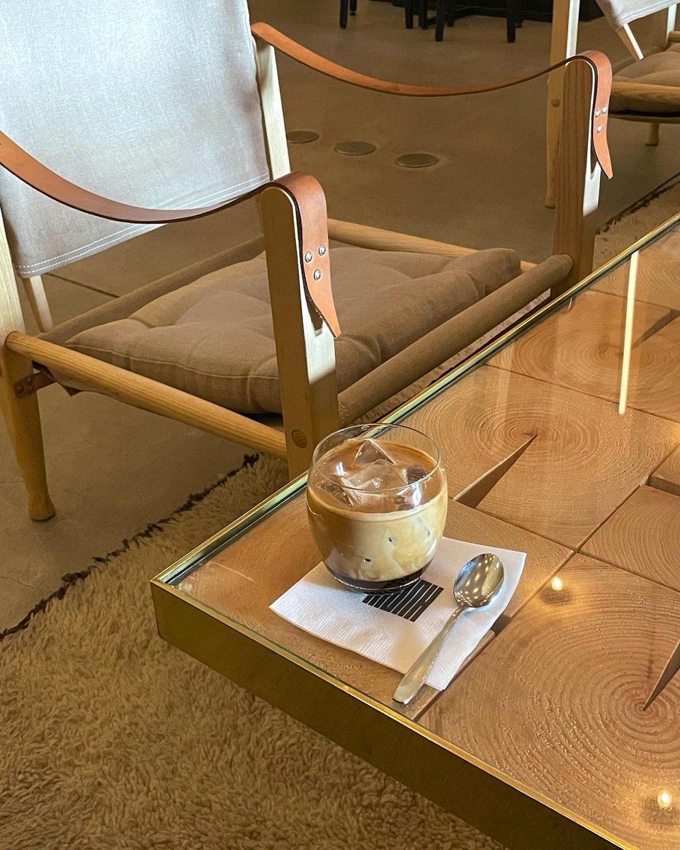 Spring4718's tweet image. 𝐵𝑟𝑜𝑤𝑛 𝑠𝑢𝑔𝑎𝑟 𝑐𝑜𝑓𝑓𝑒𝑒😘