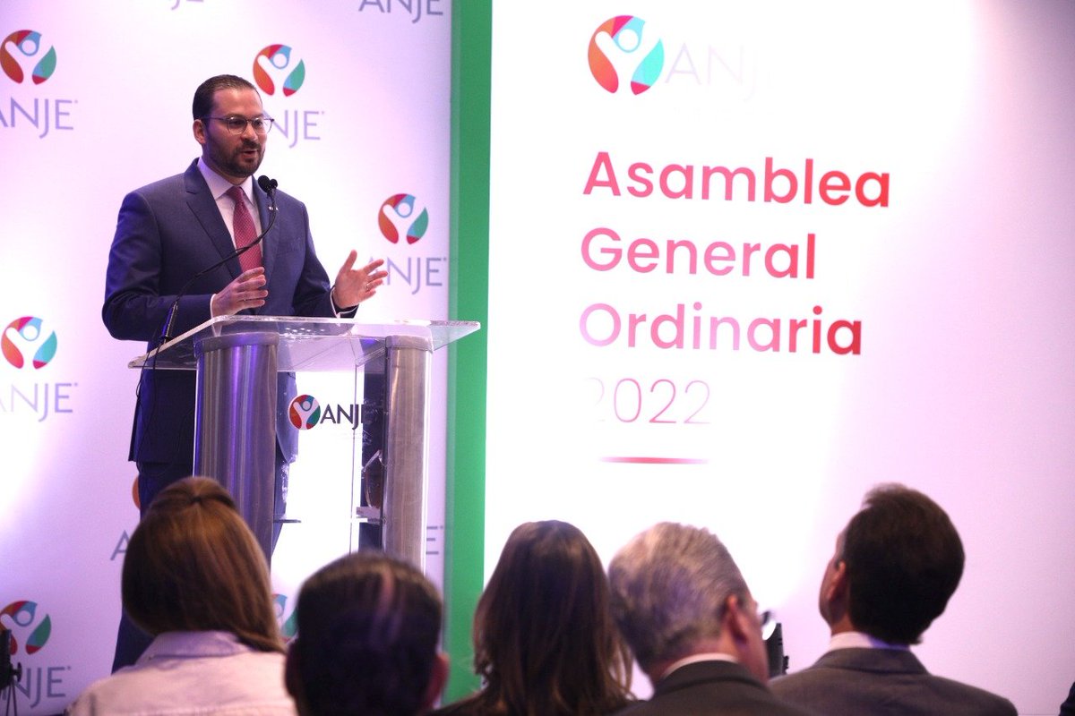 Ito Bisonó tweet media