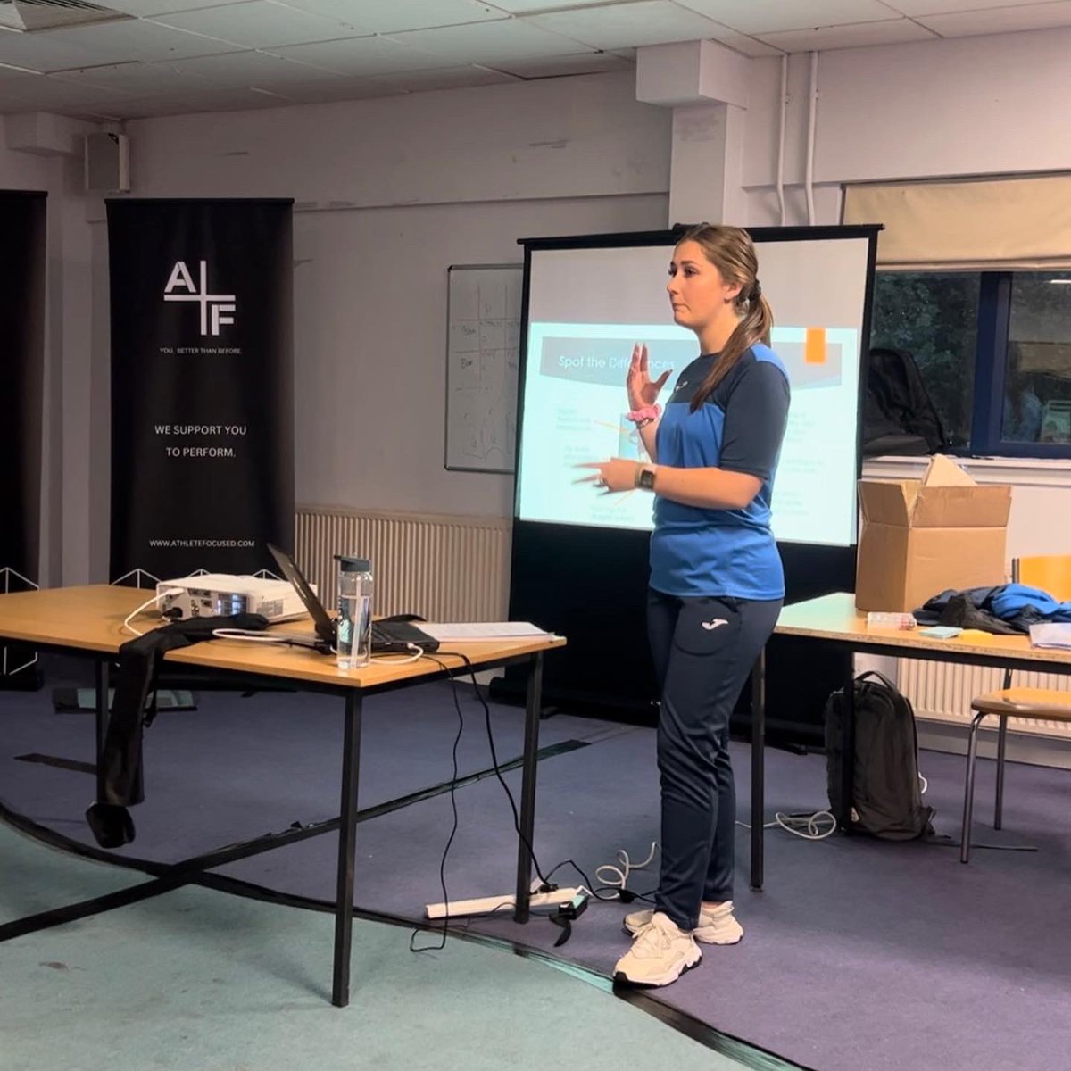 Glasgow City Education Sessions 📚
Chatting about the importance of profiling in a performance environment. Educating youth athletes on why having a healthy body and mind is key in sport and everyday life 
<a href="/GCFCFoundation/">Glasgow City Foundation</a>
<a href="/andy_focused/">Andy White</a> 
#glasgowcityfc #profiling #performance