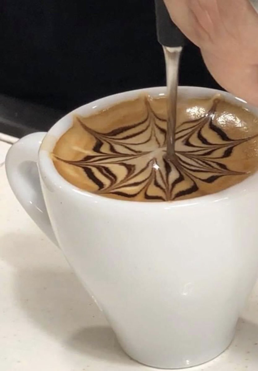 bycafecrem tweet media