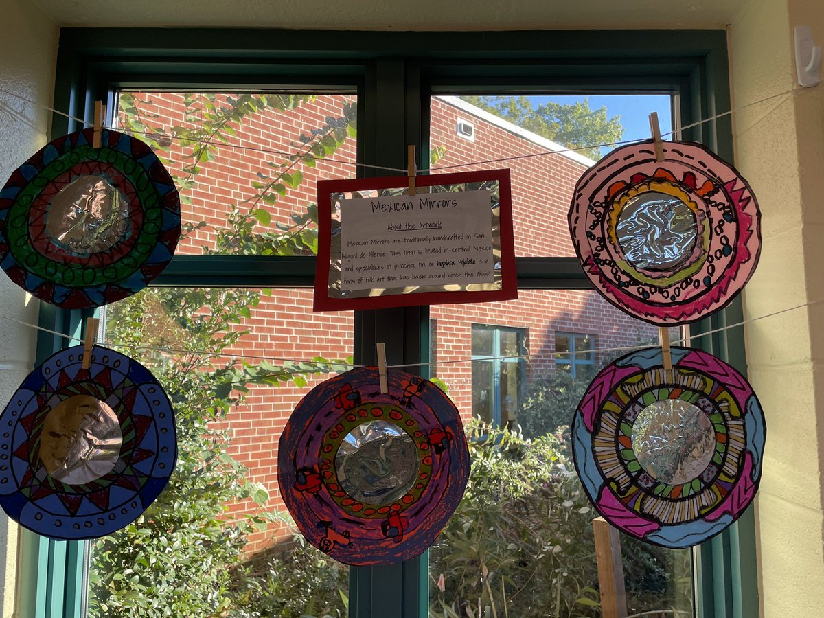 DouglasESDragon's tweet photo. Douglas students are learning a new art form as they create Mexican mirrors during Hispanic Heritage month. @PTADouglasES @AplusSchoolsNC @NCArtsCouncil https://t.co/hgvMb9Fl4D