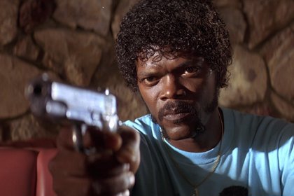 caelum_obelisk's tweet photo. I knew I had seen it before. Chainsaw man opening giving tribute to Quentin Tarantino's Pulp Fiction #chainsawman #チェンソーマン #MAPPA https://t.co/IXQkVqSB8e