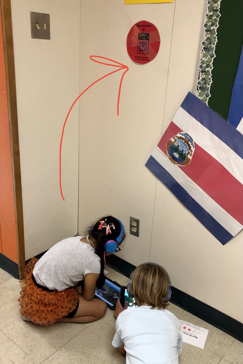 Second graders ⁦<a href="/Cambridge_AH/">🐴Cambridge Elementary AH</a>⁩ playing Spot the Dots to learn more about dyslexia!  #dyslexiaawareness ⁦<a href="/TXCommArts/">Texas Arts</a>⁩ ⁦<a href="/TheMagikTheatre/">Magik Theatre</a>⁩ ⁦<a href="/Celebr8Dyslexia/">Celebrate Dyslexia</a>⁩