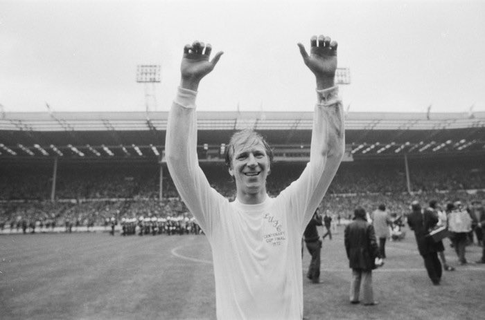 The unveiling of the magnificent Jack Charlton statue will be held on Saturday 29th October 2022 in Hirst Park, #Ashington at 10am.

Be great to see everyone there. 🤝👊

ashingtontowncouncil.gov.uk/news/news.php?…