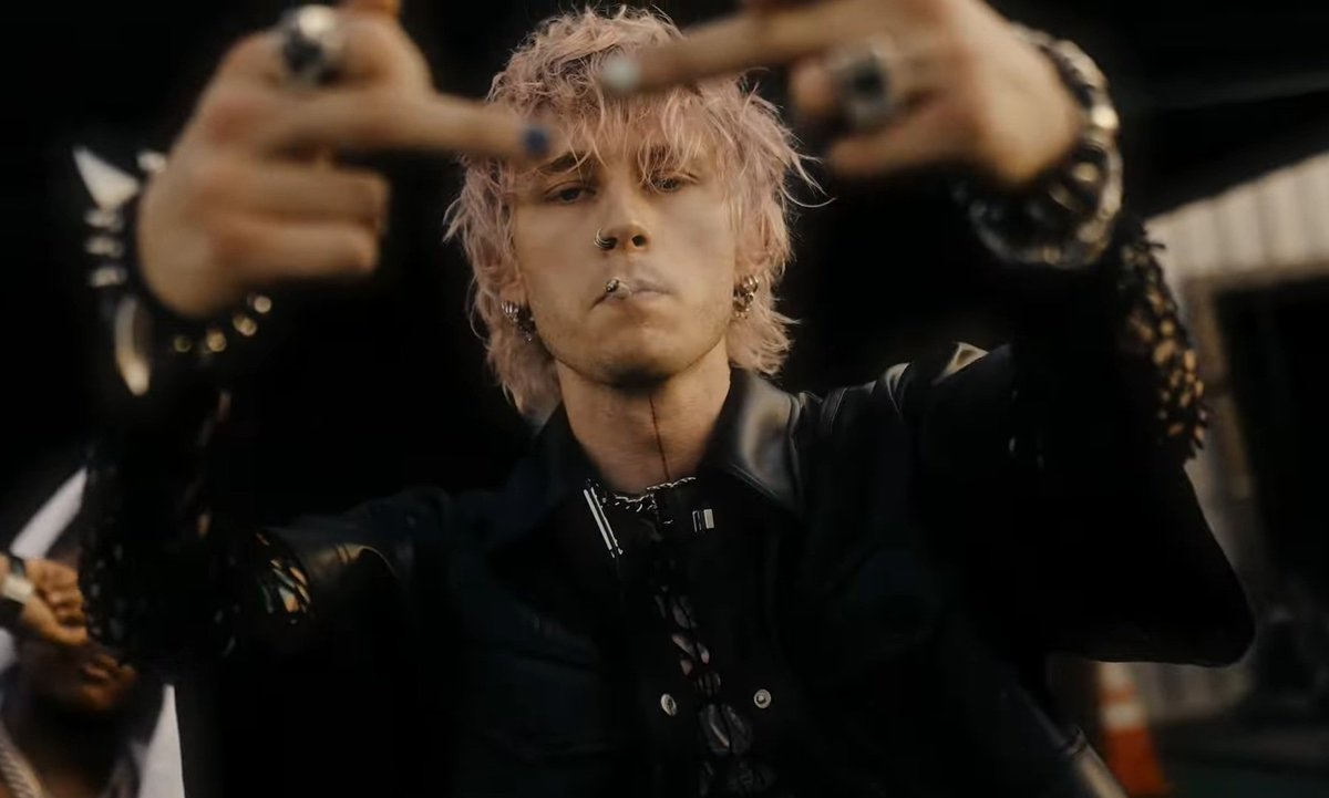 elpistolero19XX's tweet image. HELLO ?????? R U KIDDING ME