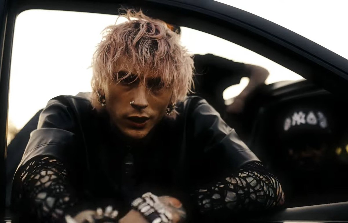 elpistolero19XX's tweet image. HELLO ?????? R U KIDDING ME