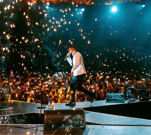 akaworldwide's tweet photo. Actually, now that I think about it … it really is time to do another one man show after the album drops … https://t.co/di5HhCfV3E