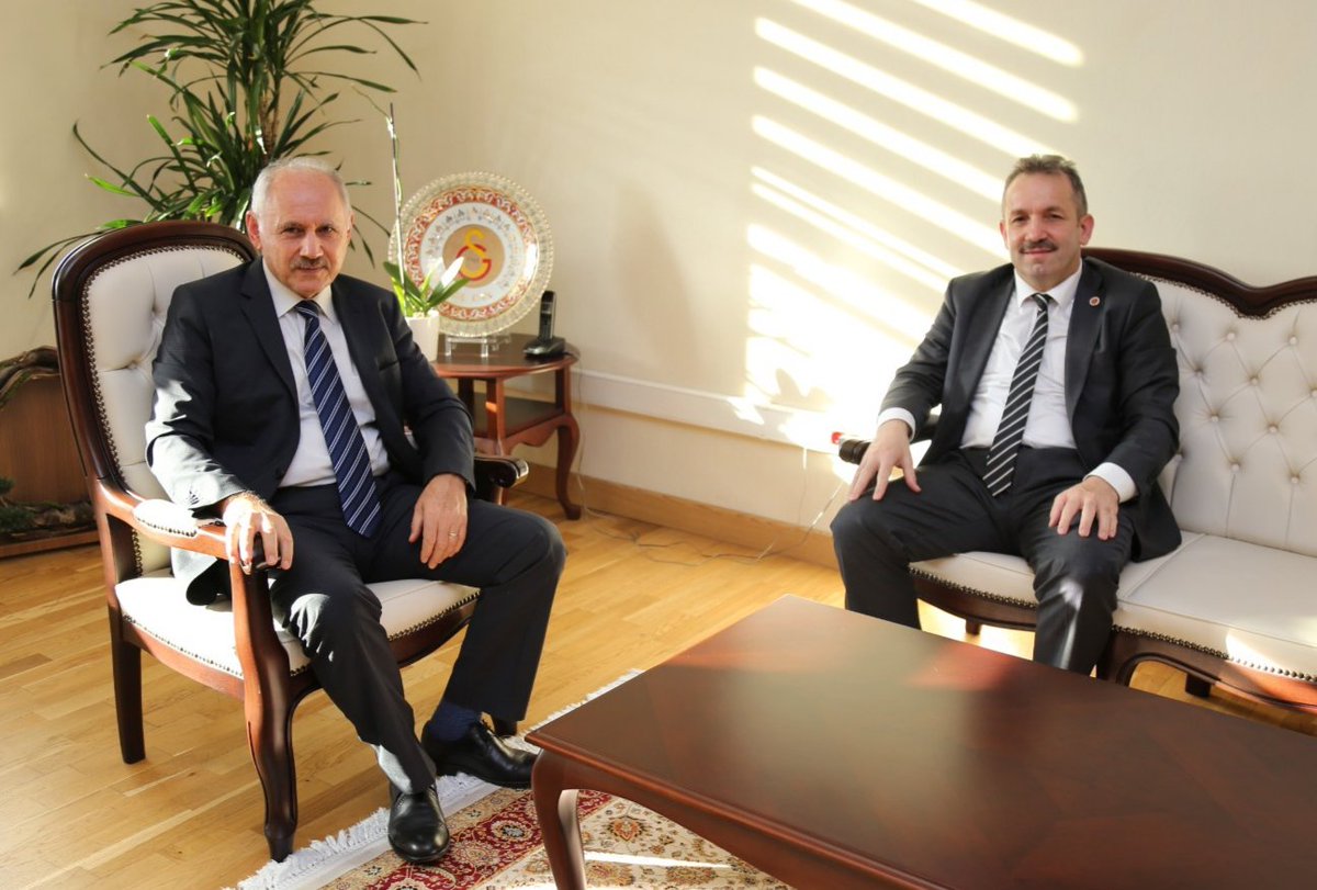 Kurum Başkanımız Dr.Hızır Aslıyüksek, Antalya Bölge Adliye Mahkemesi Cumhuriyet Başsavcısı Sn. Rıza Can'ı makamında ziyaret etti.