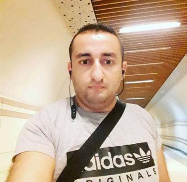 Bugün dünya kız çocukları günü..
Fotoğraftaki kız çocuğu 15 yaşındaydı..
İsmi Büşra Kabataş..
#BüşraKabataş
15 yaşındaydı.
29 yaşındaki Taner Yaylacı tarafından 20 bıçak darbesiyle ile yaralanıp, işkence edilerek öldürüldü, cesedi yakıldı.