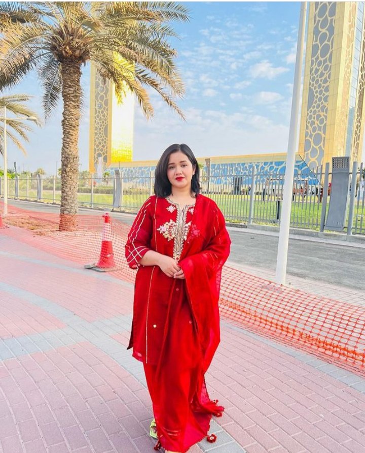 AdannaSingpho's tweet photo. Please stop cyber bullying and harassment of Sitara Yaseen. Bebo Ki Roshani channel must be banned from YouTube for uploading photoshopped edited nude pics of Sitara Yaseen.
#justiceforsitarayaseen 
@ImranKhanPTI
@WaseemBadami
@ImranRiazKhan
@ArifAlvi
@OfficialDGISPR
@YouTube https://t.co/8FvyXSR9S1