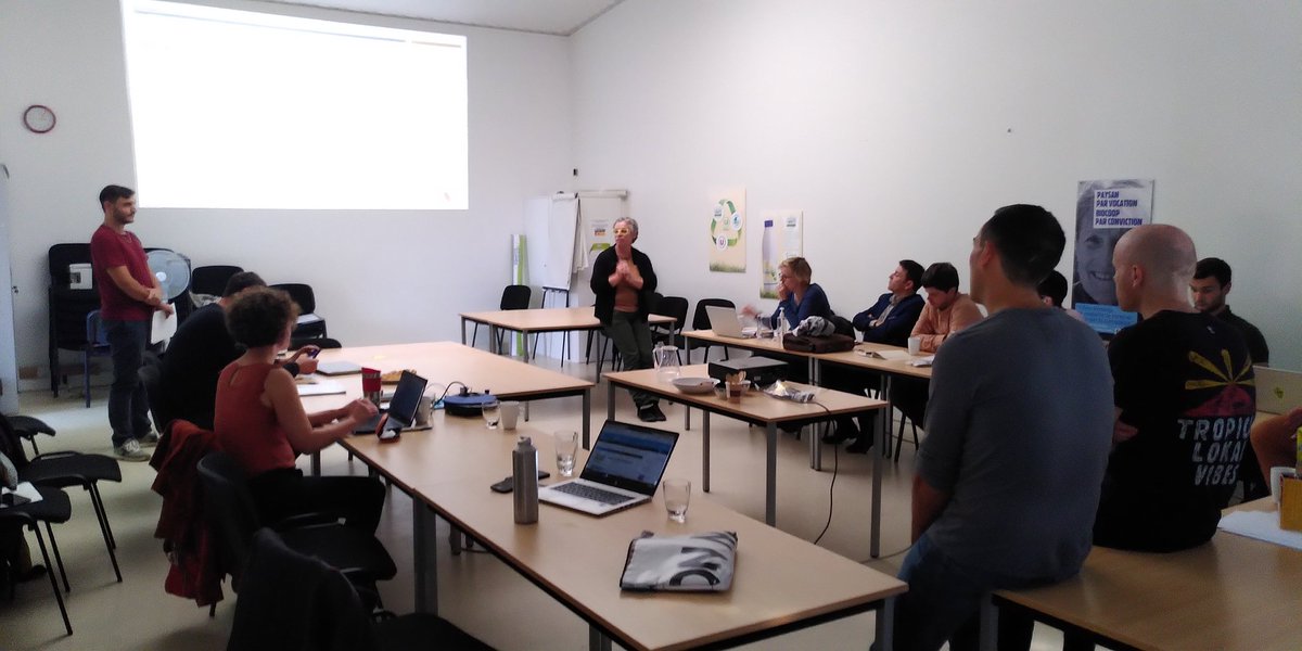 JulieMaisonhau1's tweet photo. En commerce équitable, les acheteurs financent un fonds de développement pour des projets structurants dans les groupements de producteurs. Belle réunion aujourd'hui avec Biolait et ses partenaires autour de ce fonds : installation des jeunes, pâturage, biodiversite https://t.co/WsO4YsqVBq