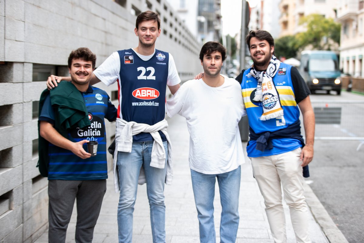 MovistarEstu's tweet photo. Un PLACER volver a recibir a la afición del @COBSAD en Madrid.

Ojalá pronto ambos en @ACBCOM ¿no?

#MovistarEstudiantesCOB #LEBOro https://t.co/RUvF4MoEA1